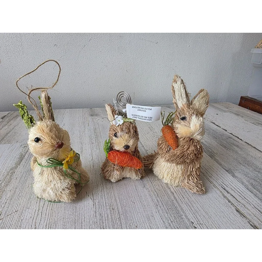 Pier 1 bottle brush rabbit‎ bunny placeholder ornament Easter Bunny decor